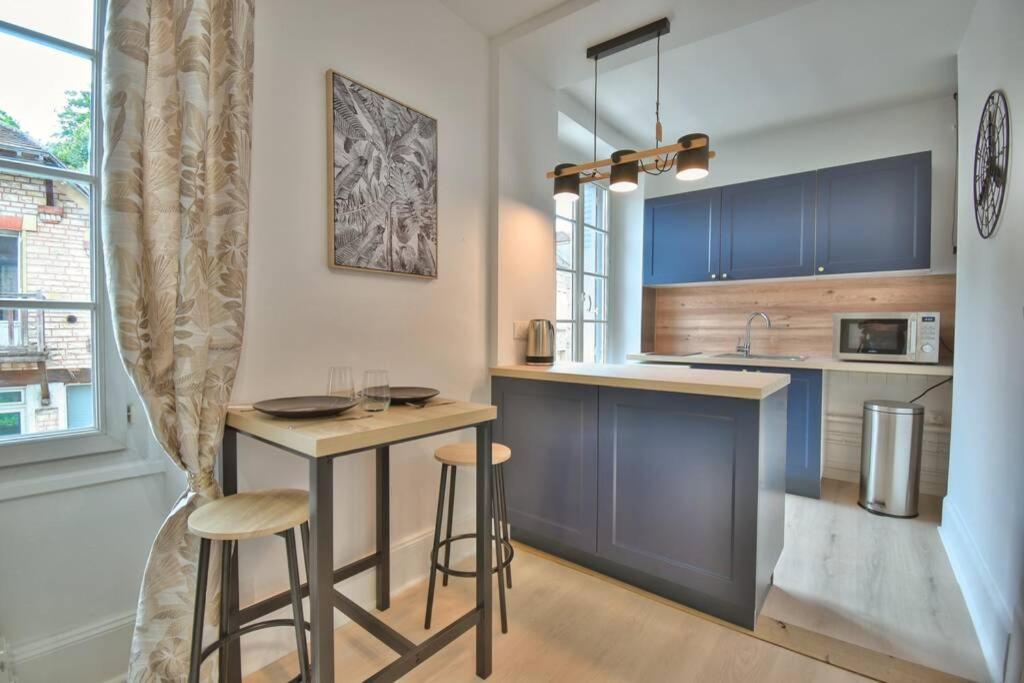 Le Sweethome Apartment *